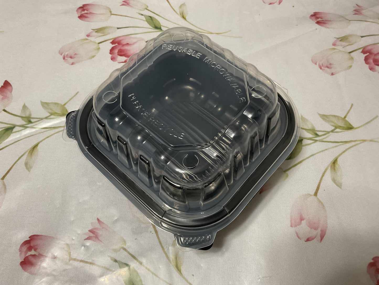 6”x6”3.5(H)Black/Clear Take-Out Clamshell 300 case
