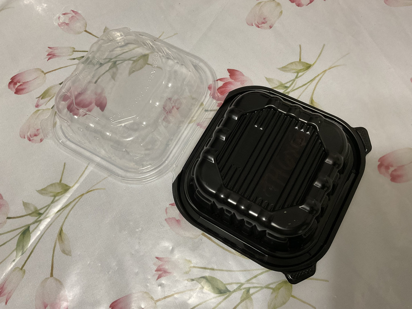 6”x6”3.5(H)Black/Clear Take-Out Clamshell 300 case