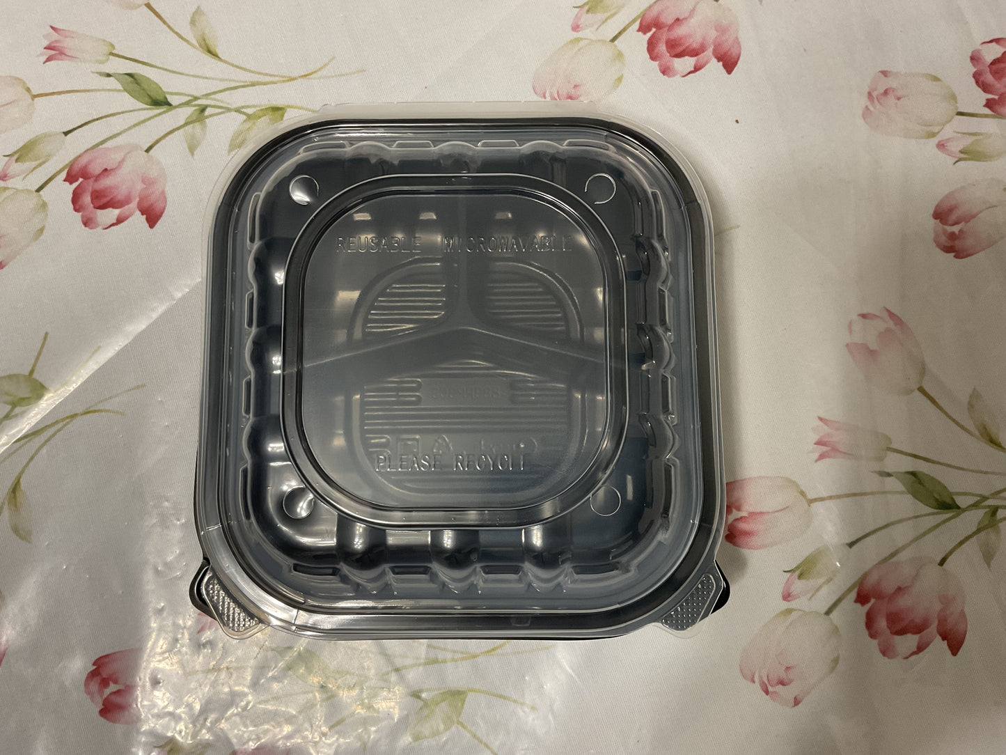 9”x9”3-Conpartment Black/Clear Take out Clamshell 150 case