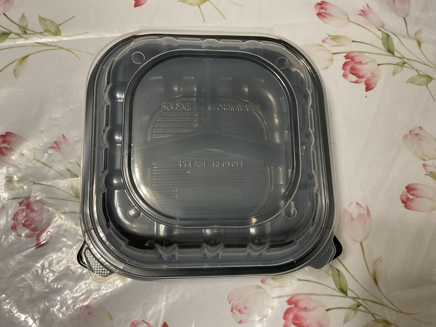 9”x9”3-Conpartment Black/Clear Take out Clamshell 150 case